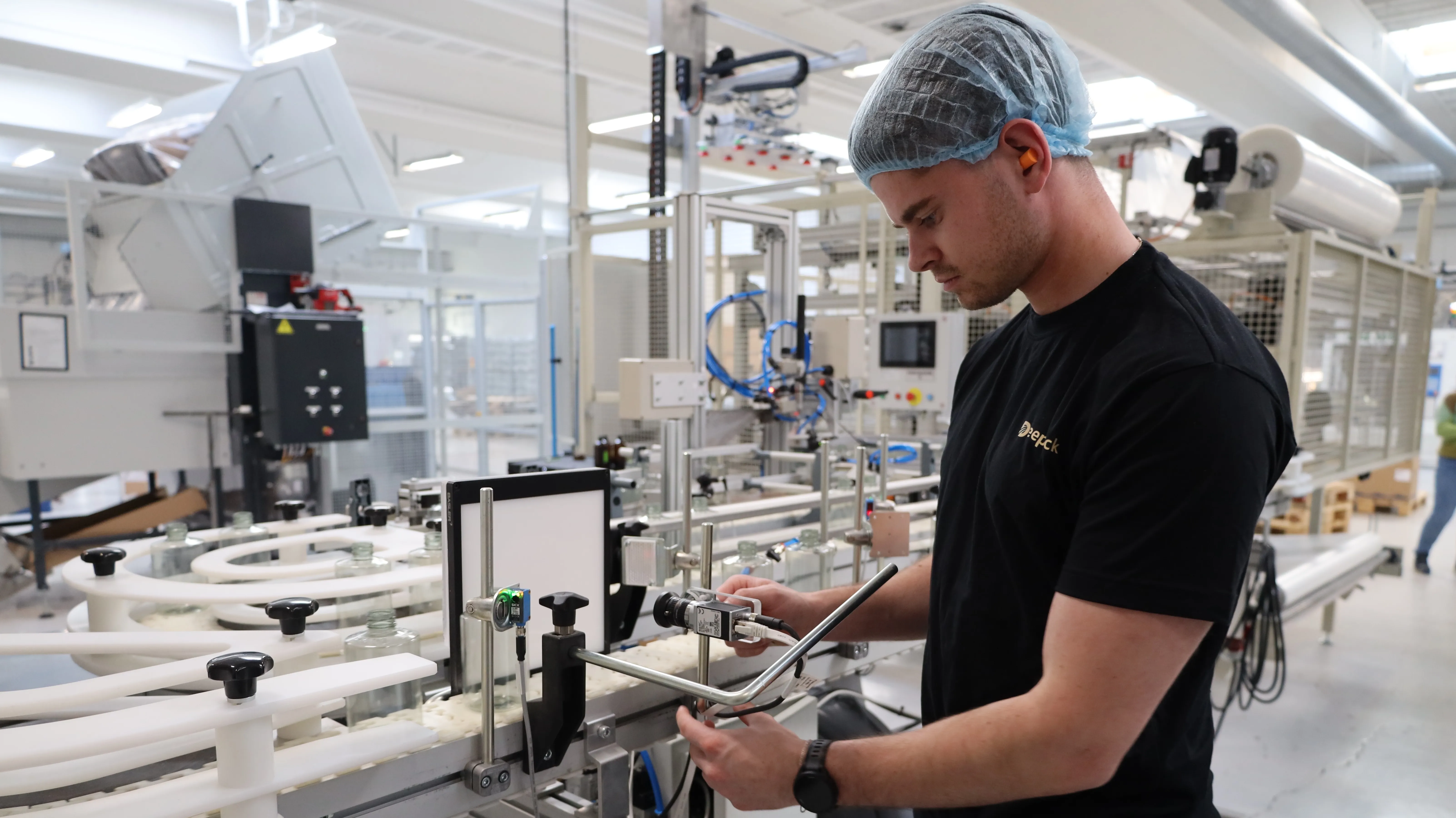 About Deepvis – Built by Insiders, Made for Manufacturers — photo 2
